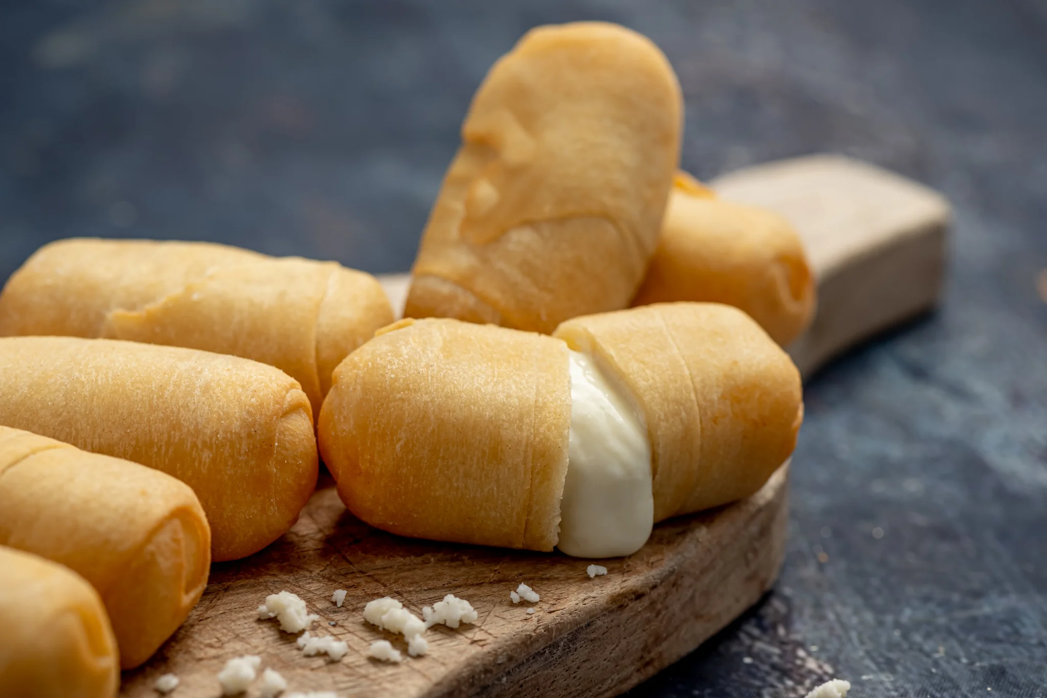 Tequeños de Queso - 150 Units (Uncooked)